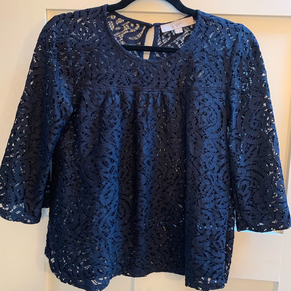 Anne Taylor Loft XS Navy Eyelet Top